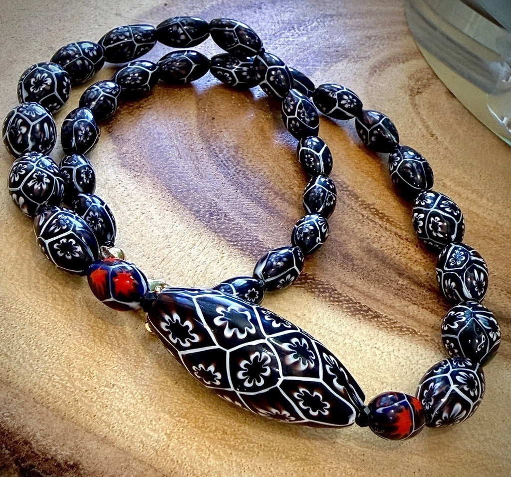 Rosario Leonardi Black & White 20” Featuring Ercole Moretti 1920’s Beads, Including an Extra Large Focal Bead