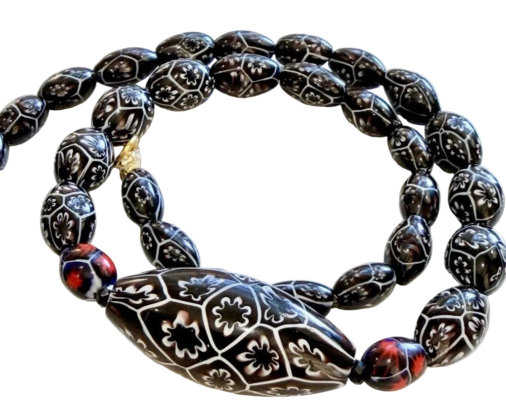 Rosario Leonardi Black & White 20” Featuring Ercole Moretti 1920’s Beads, Including an Extra Large Focal Bead