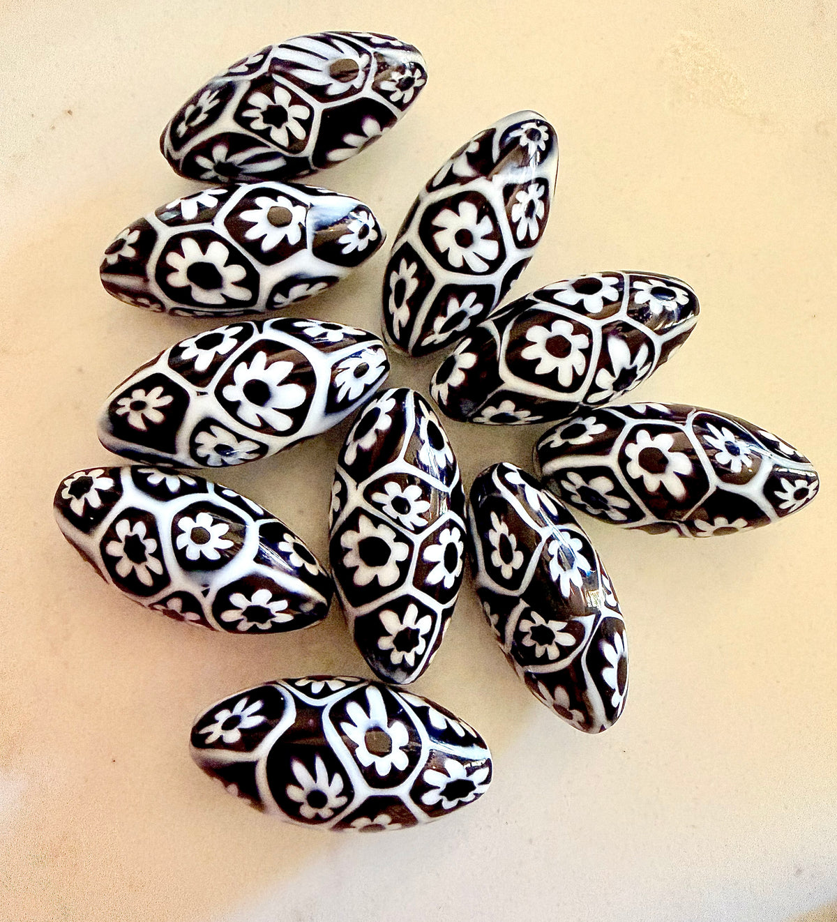 RARE Large Olive Ercole Moretti Millefiori Black & White Bead