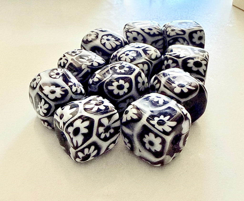 RARE Ercole Moretti Chunky Cube Millefiori Black & White Bead