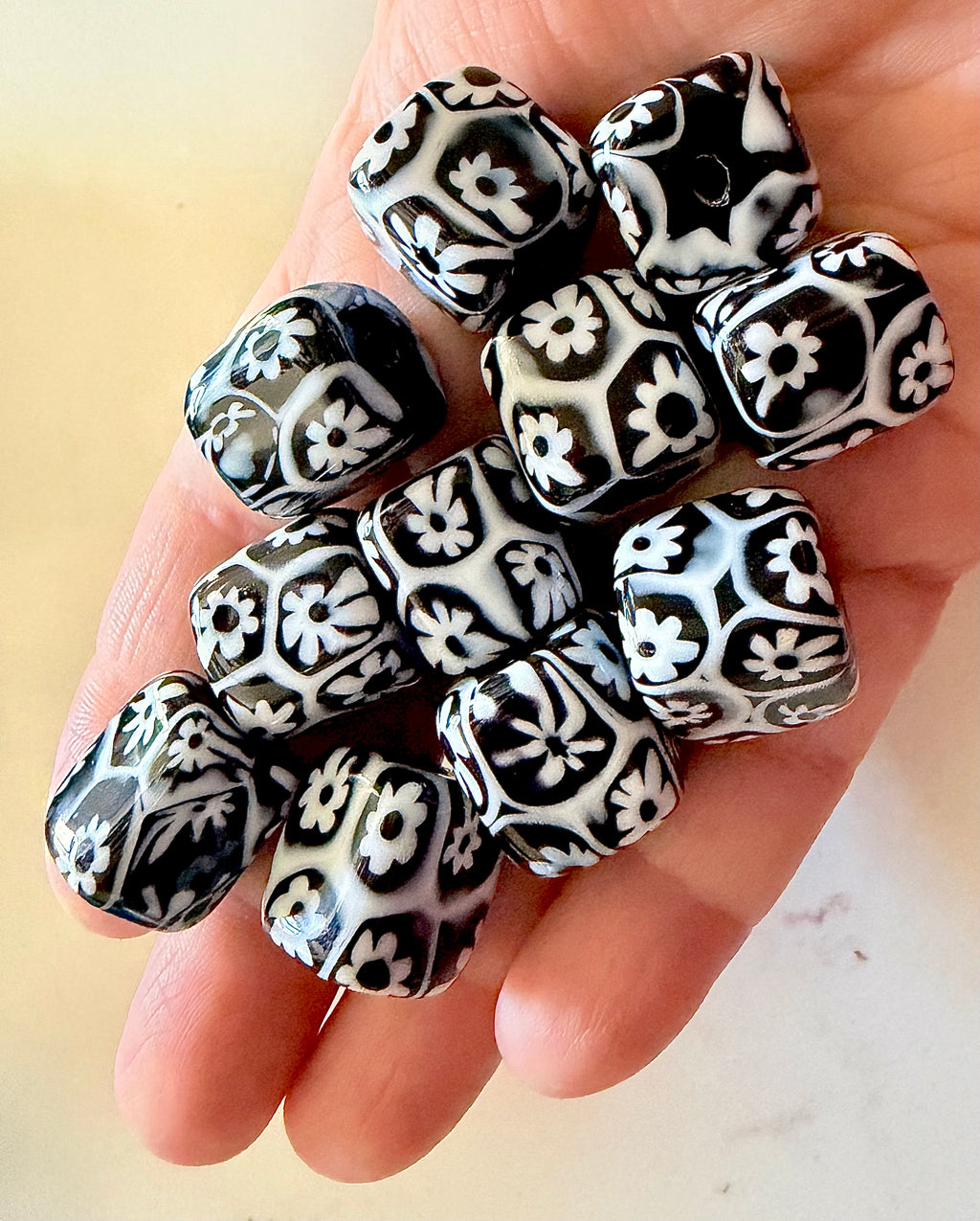 RARE Ercole Moretti Chunky Cube Millefiori Black & White Bead