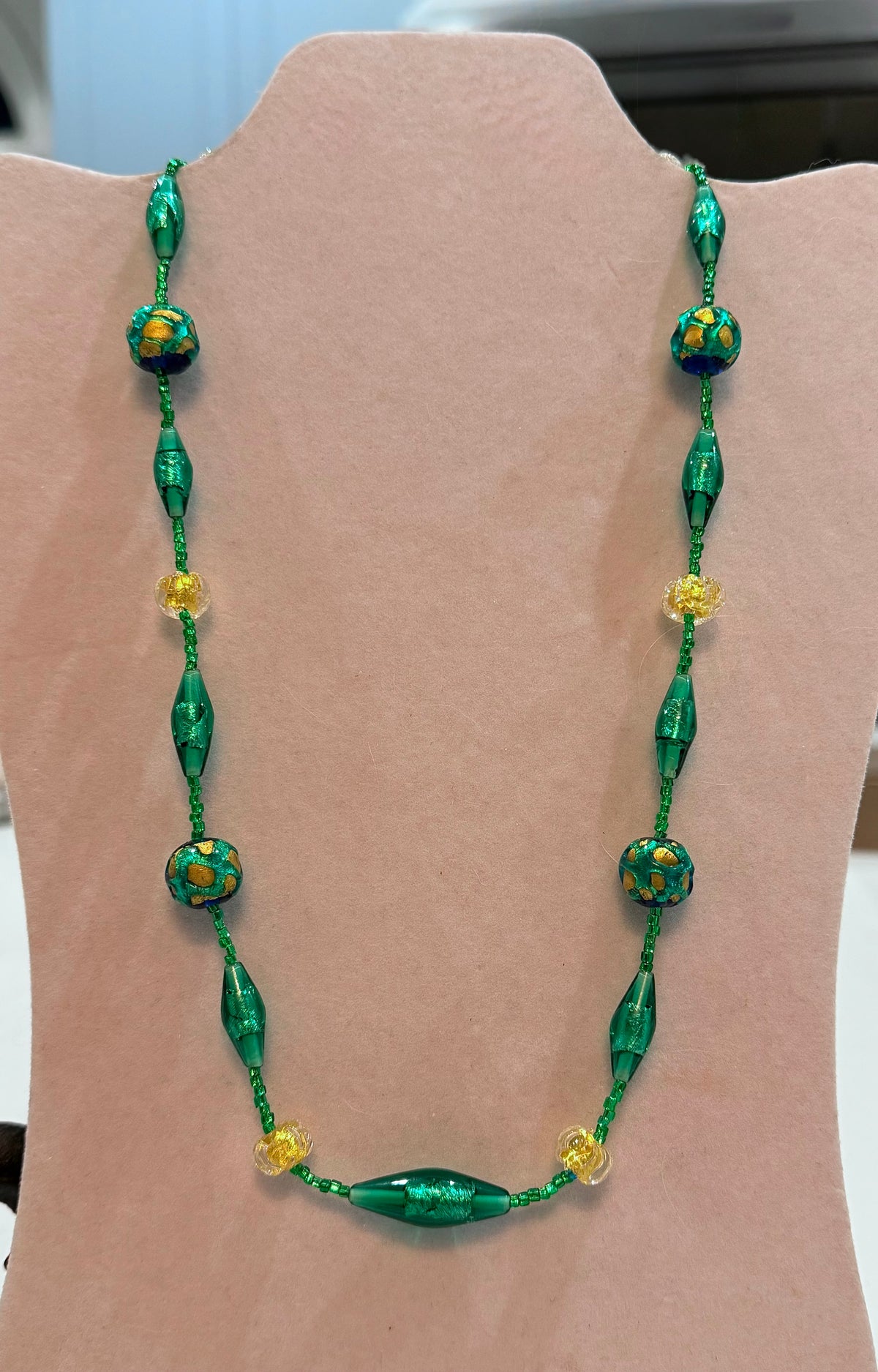 Rosario Leonardi “Boy That’s Green & Gold!” Murano Lampwork & Czech Glass Necklace, One of a Kind.