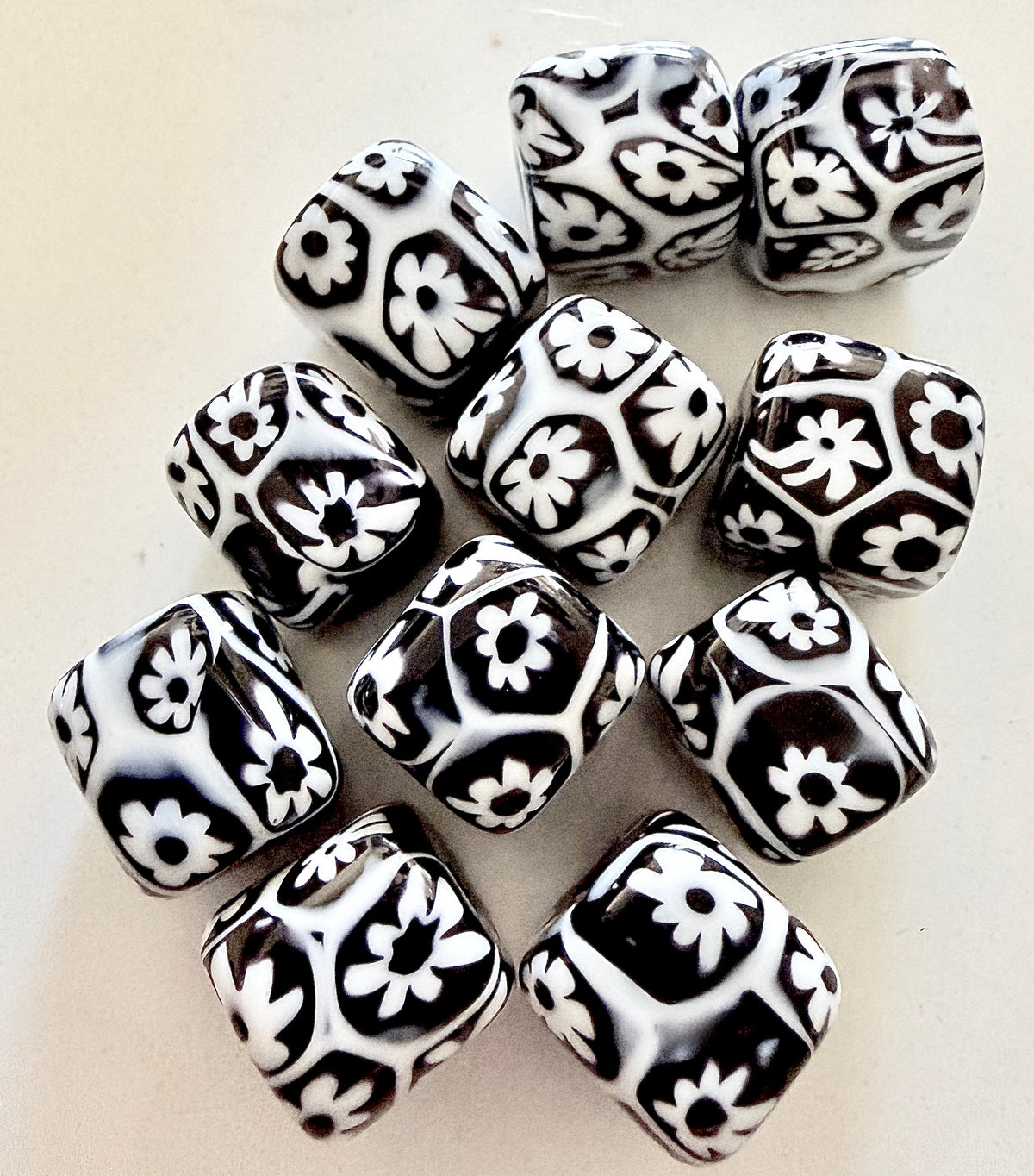 RARE Ercole Moretti Chunky Cube Millefiori Black & White Bead