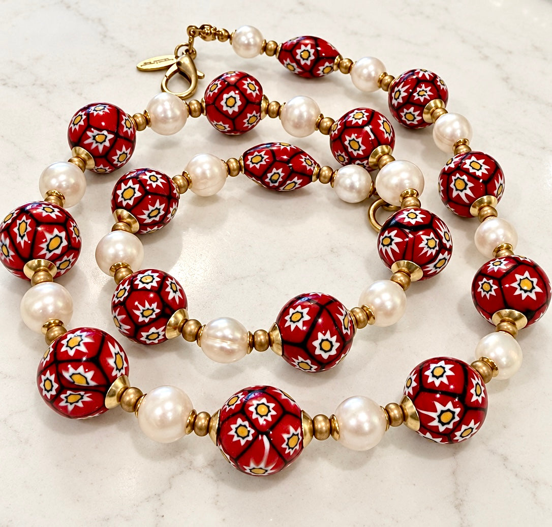 Rosario Leonardi Vintage Red & White Vintage Ercole Moretti Red & White Flowered Beads With White Freshwater Pearls 22”Necklace