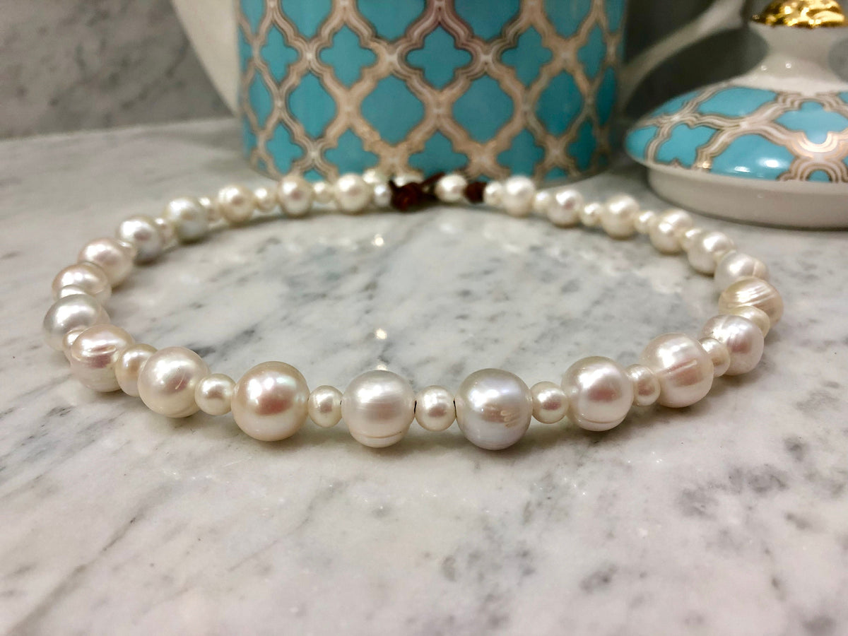 White Freshwater Pearl Necklace: Classic Brown Leather Strand