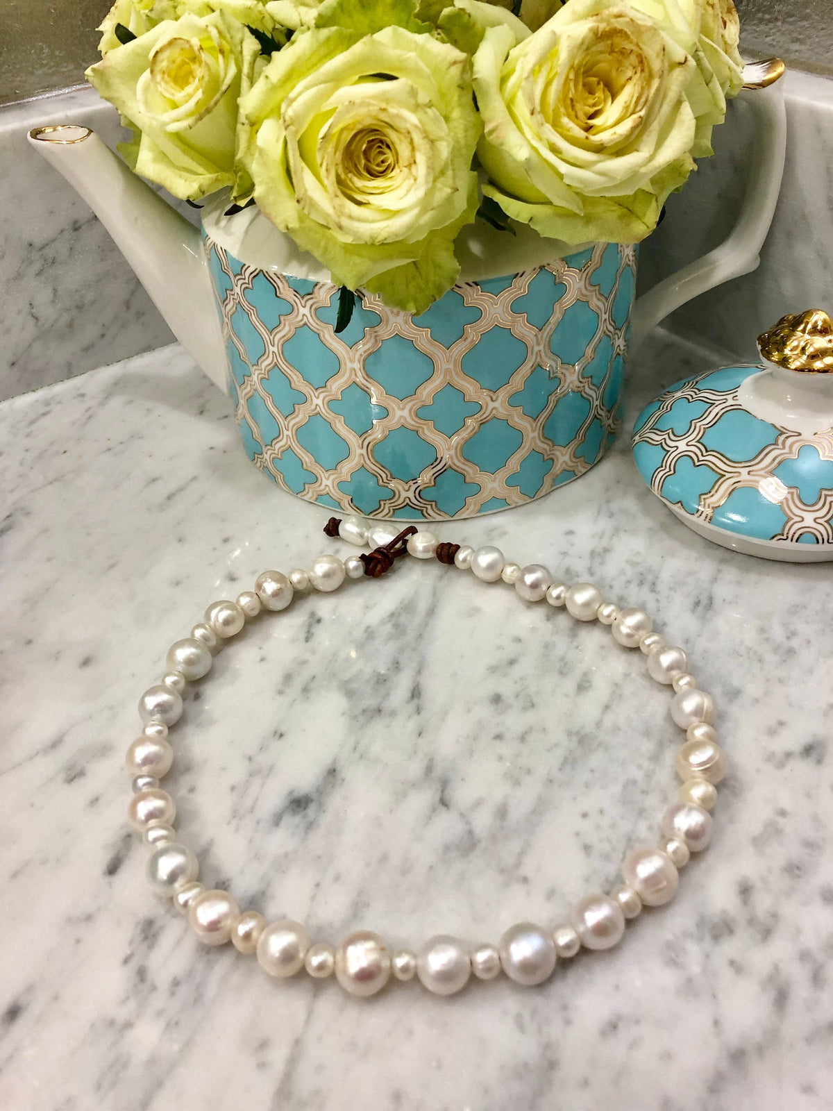 White Freshwater Pearl Necklace: Classic Brown Leather Strand