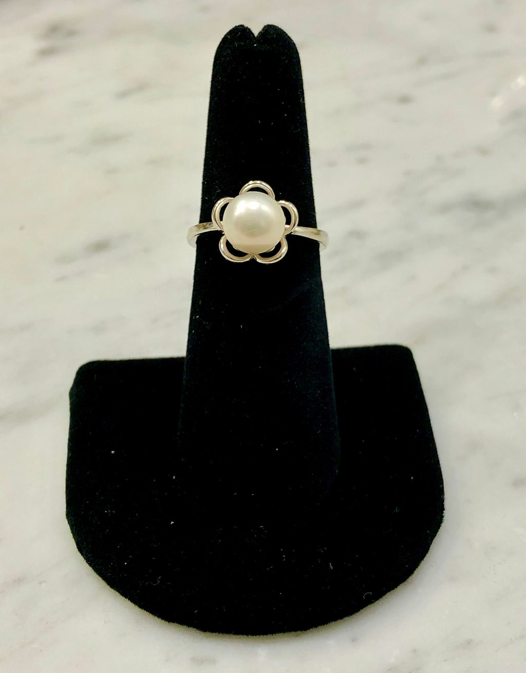 Sterling Silver Pearl Flower Ring
