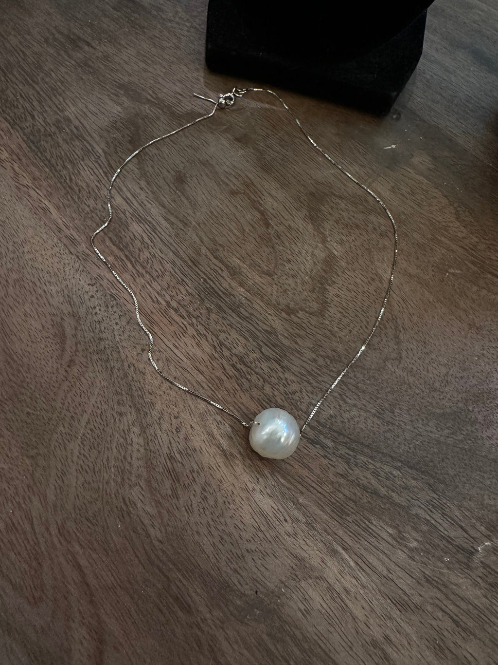 Single Statement Pearl on Sterling Adjustable Chain