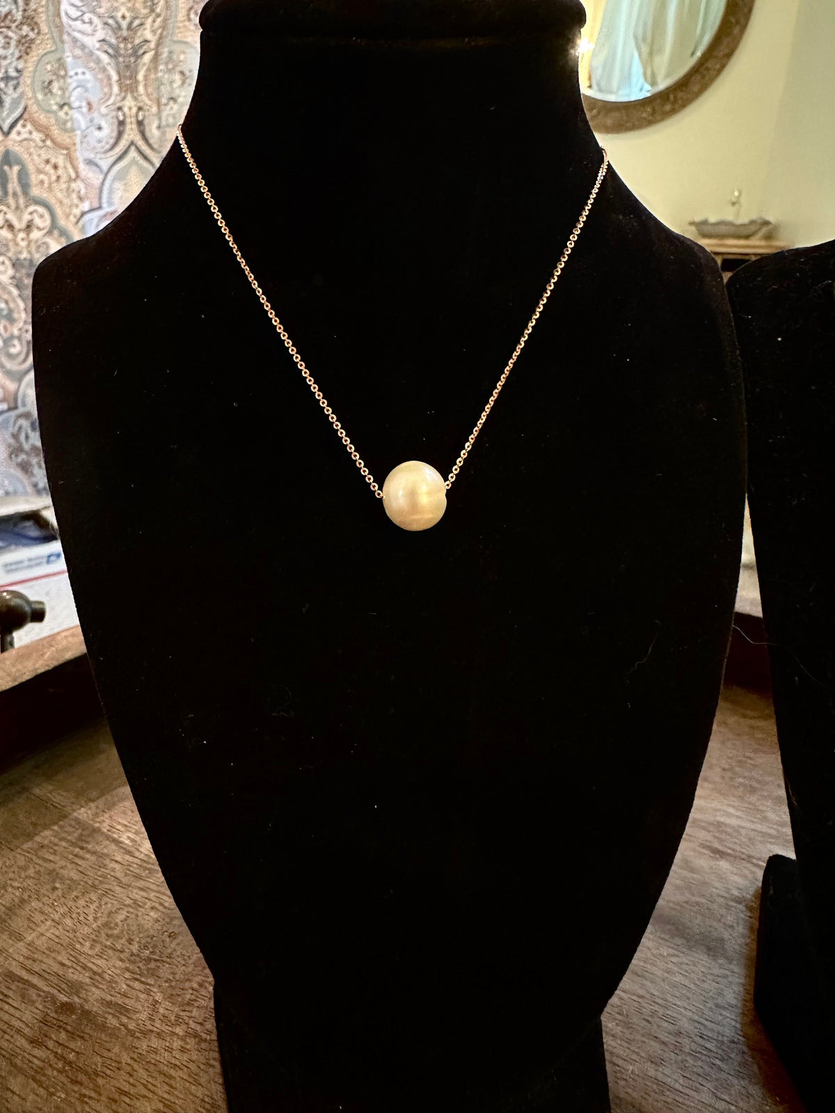 Single Statement Pearl on Sterling Adjustable Chain