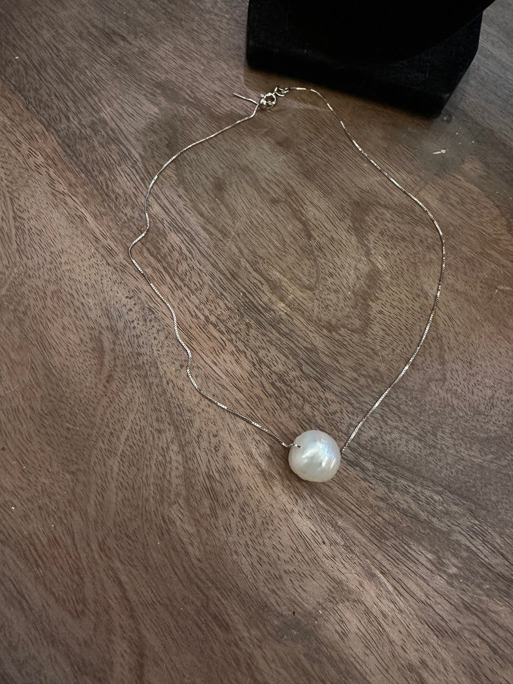 Single Statement Pearl on Sterling Adjustable Chain