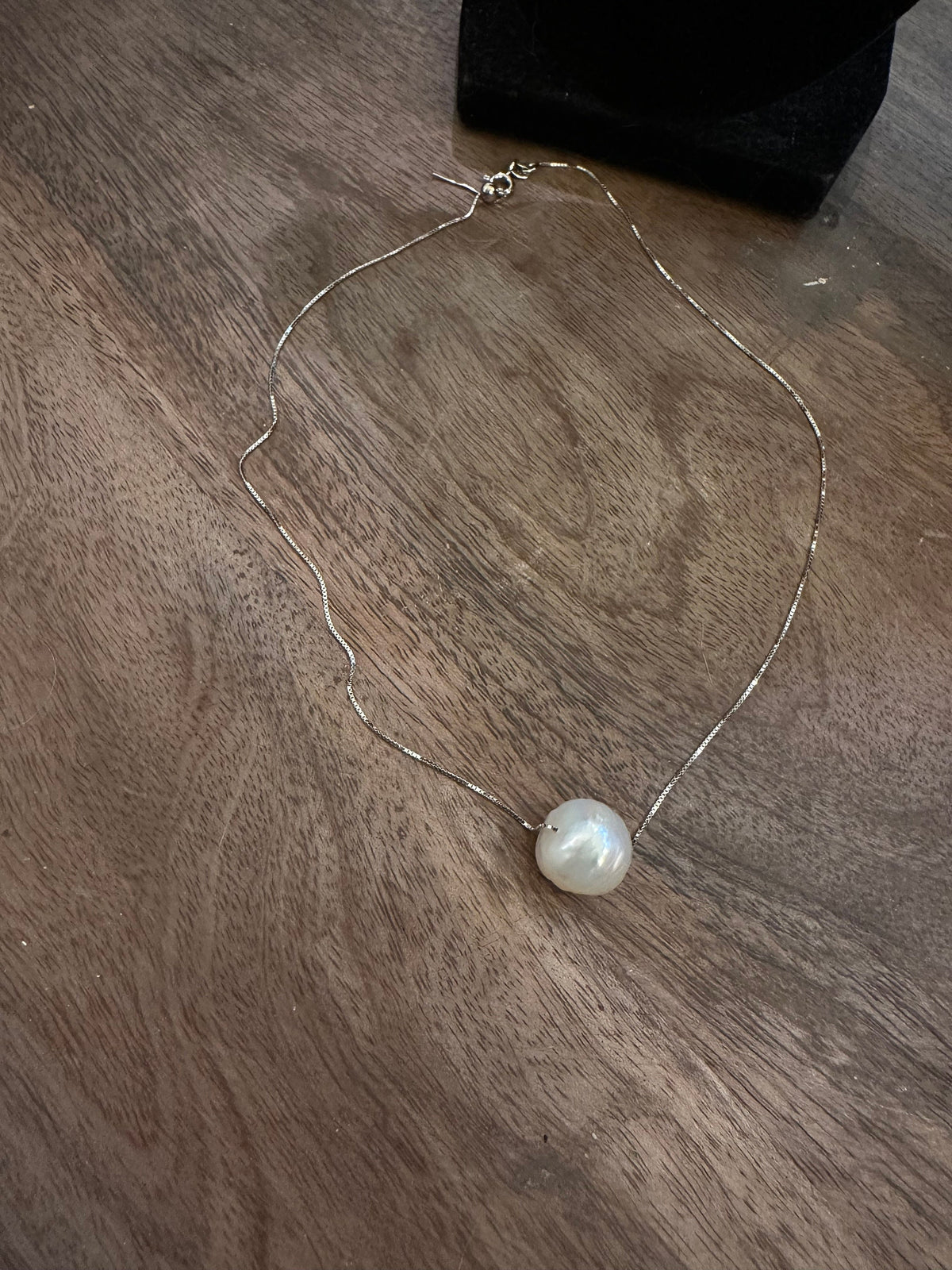 Single Statement Pearl on Sterling Adjustable Chain