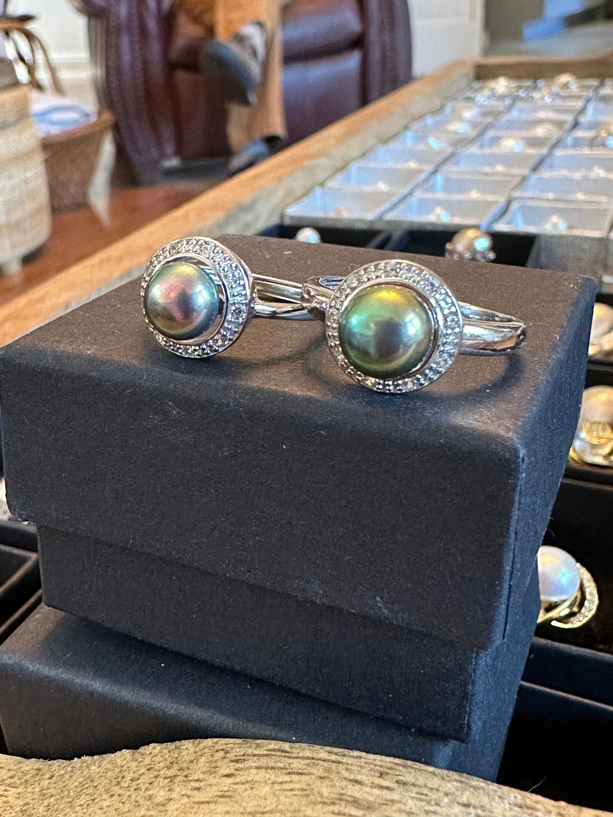 Classic Sterling Silver Iridescent Pearl Adjustable Ring