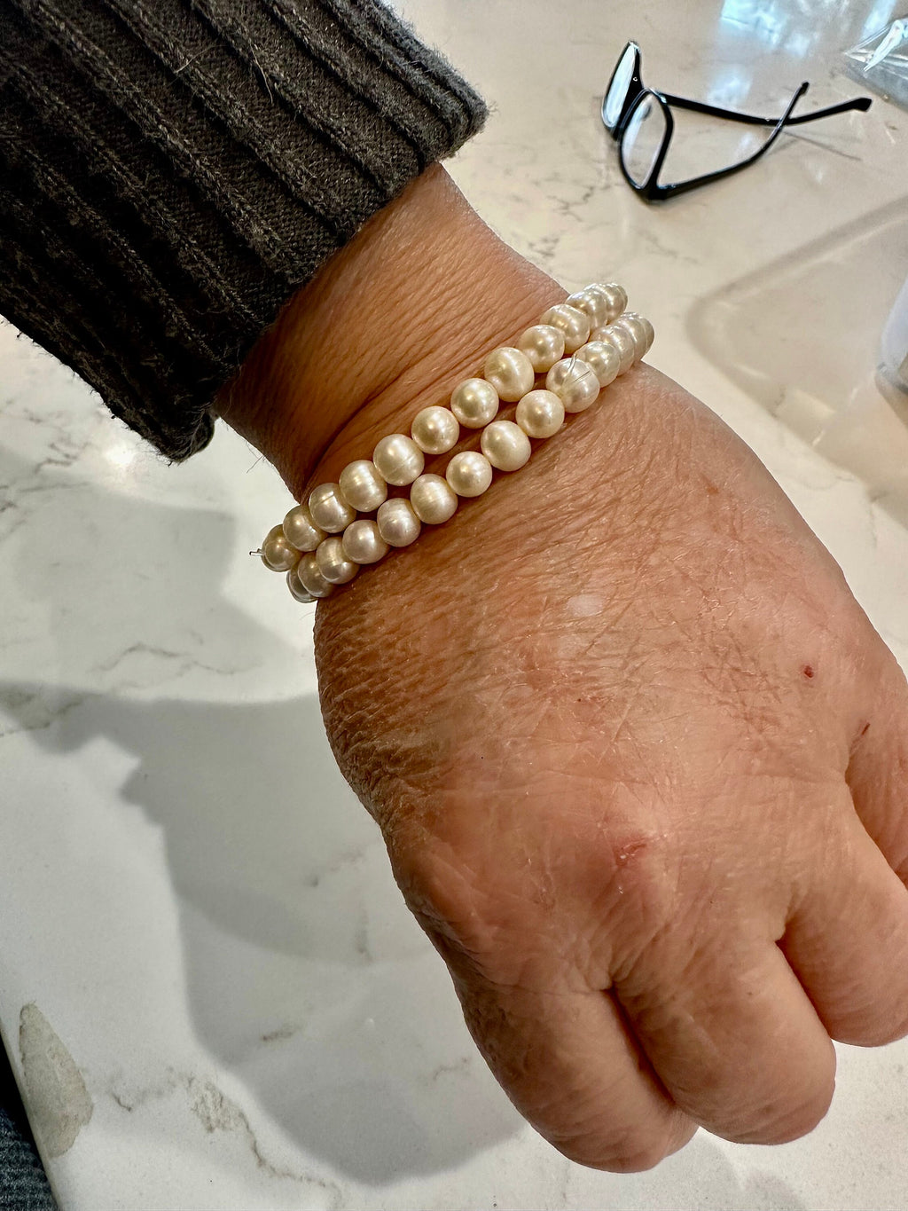 Classic White Freshwater Pearl Stretchy Bracelet