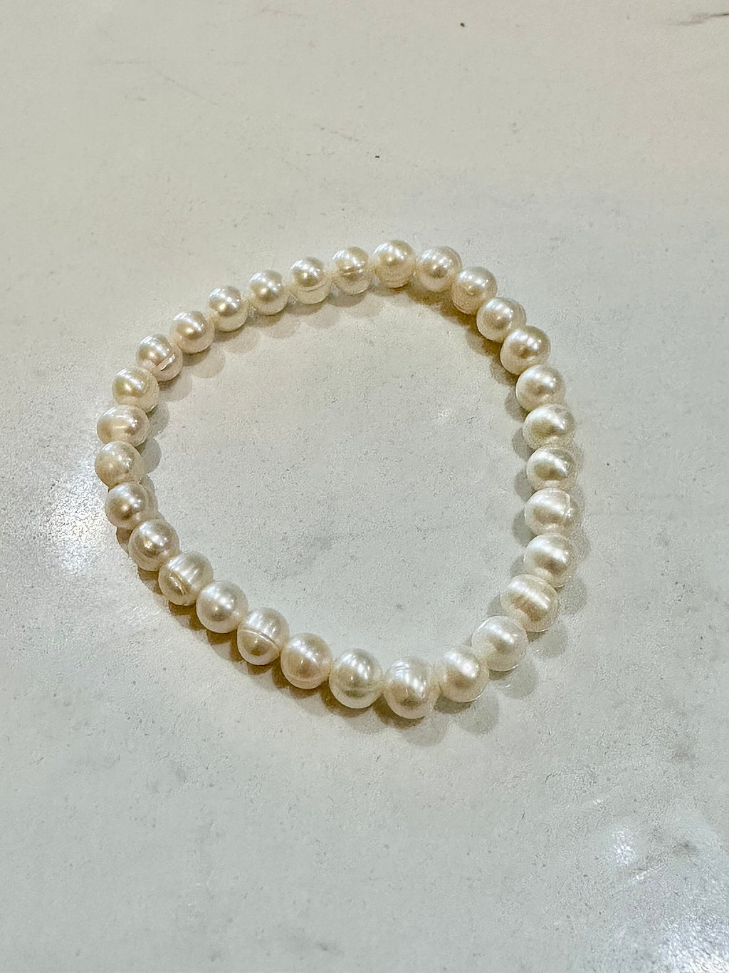 Classic White Freshwater Pearl Stretchy Bracelet