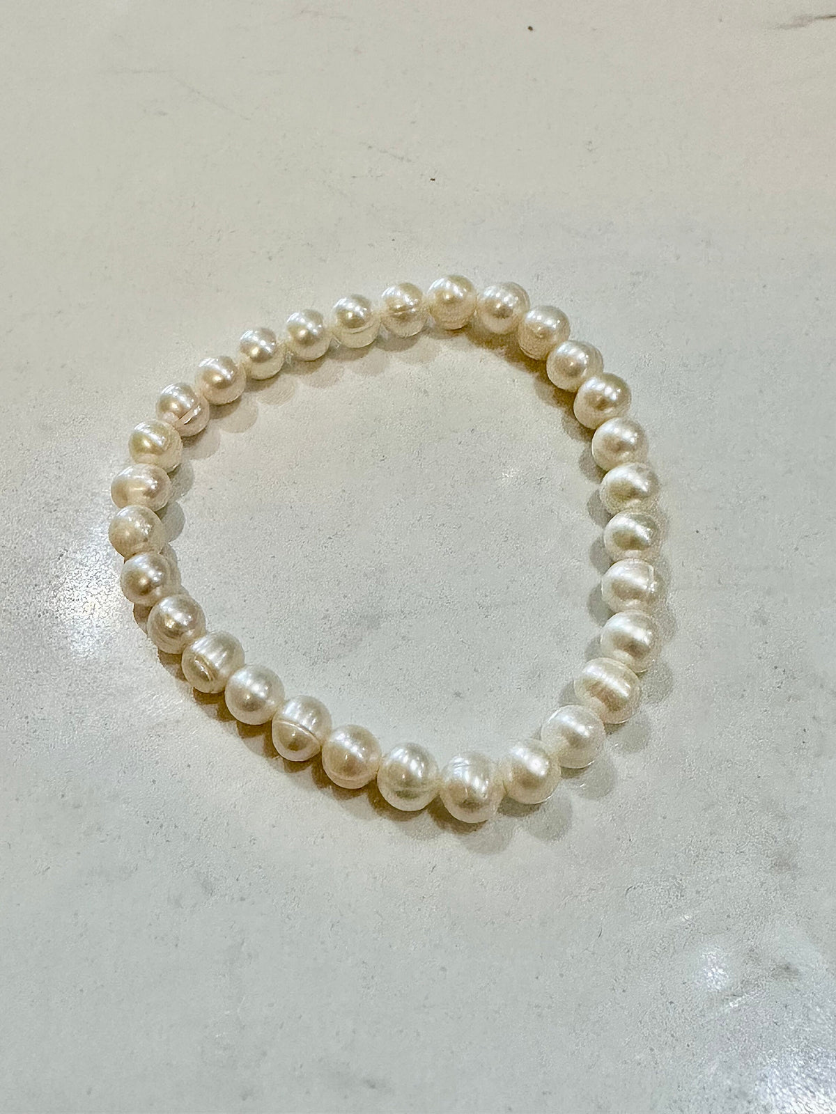Classic White Freshwater Pearl Stretchy Bracelet