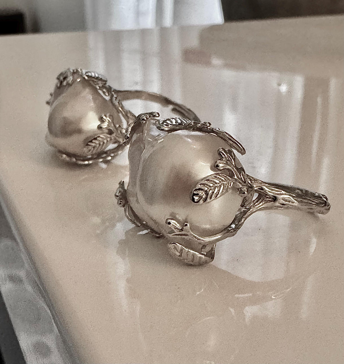 Chunky SOLID Engraved Sterling Silver GIANT White Iridescent Flameball Pearl Ring