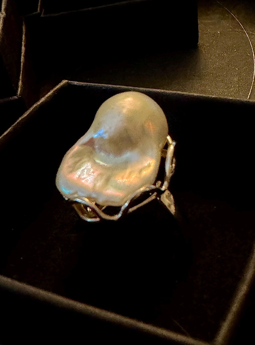 Affordable Giant Iridescent White Flameball Pearl Ring