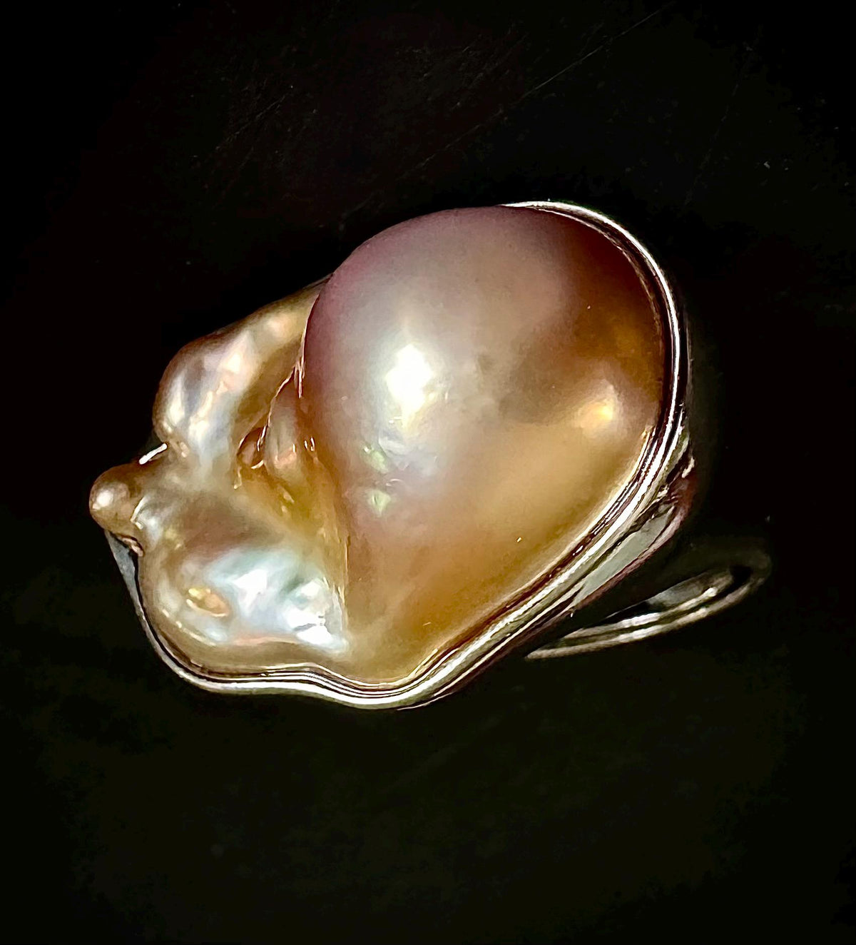 Heavy, Solid, Chunky Sterling Silver GIANT Peach Iridescent Flameball Pearl Statement Ring