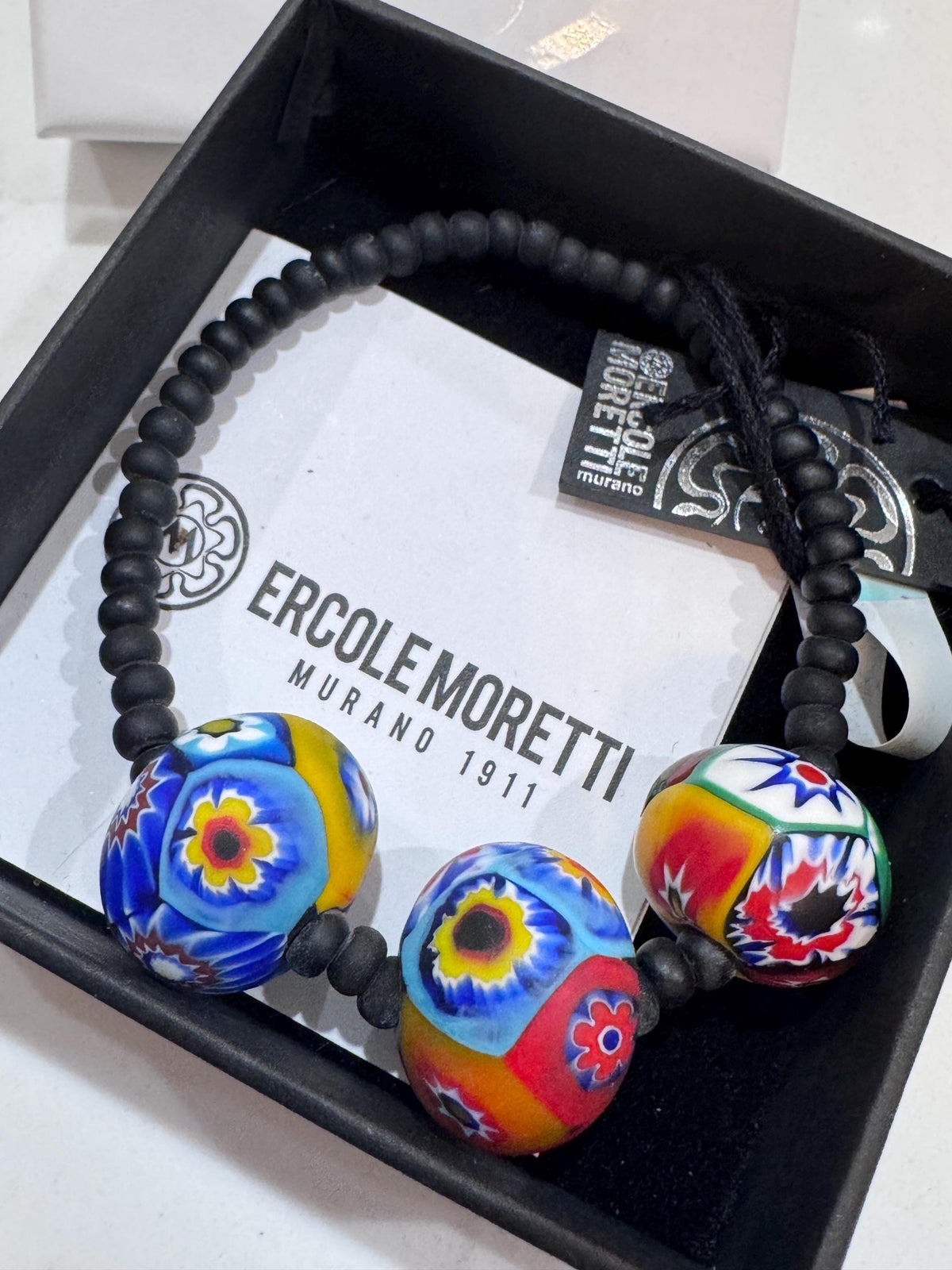 Stretchy Ercole Moretti Beaded Bracelet in Traditional Flagship Bead in Rounds