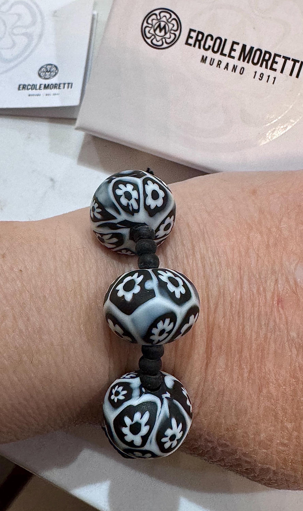Ercole Moretti Murano Beaded Bracelet - Black and White Egg Bead