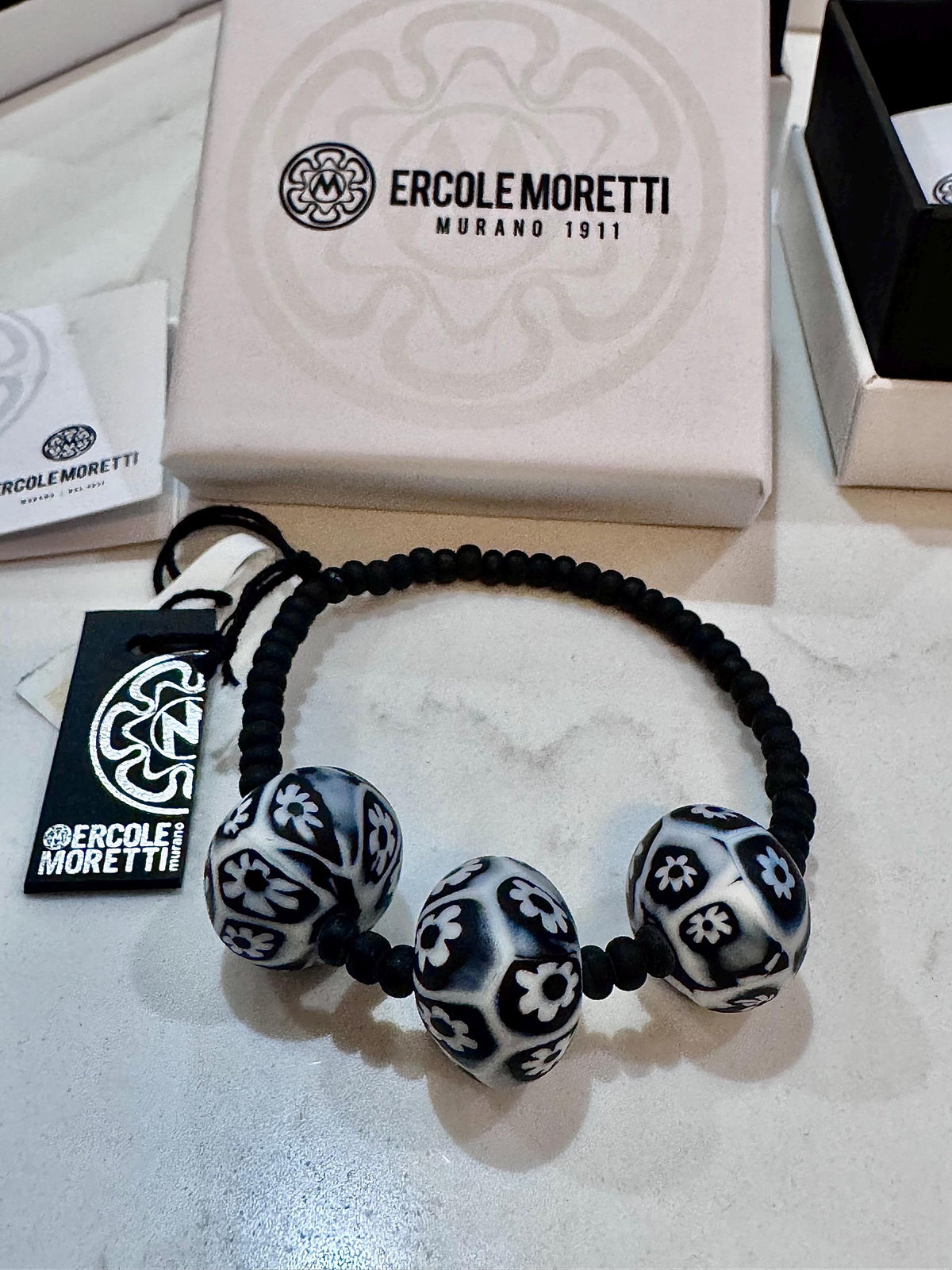 Ercole Moretti Murano Beaded Bracelet - Black and White Egg Bead