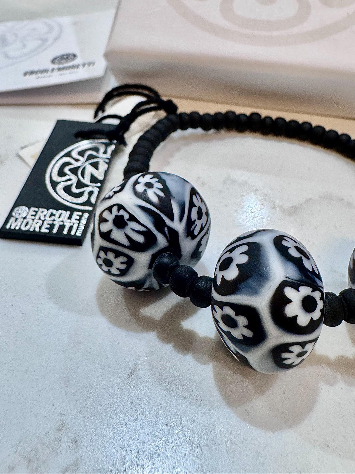 Ercole Moretti Murano Beaded Bracelet - Black and White Egg Bead
